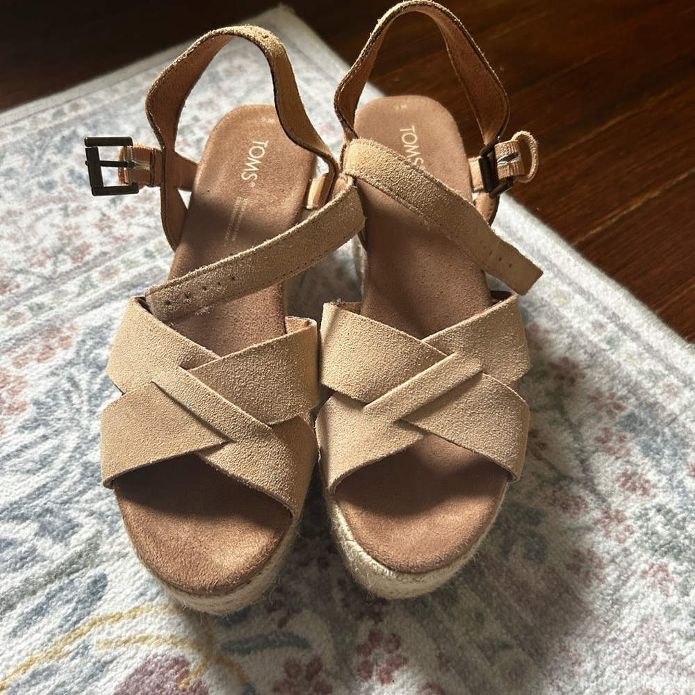 TOMS Women's Willow Platform Tan Sandals